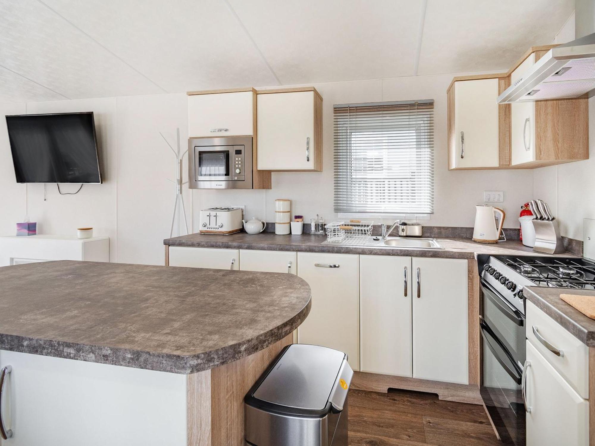 Red Wood Lodge - Uk40849 Скарборо Экстерьер фото